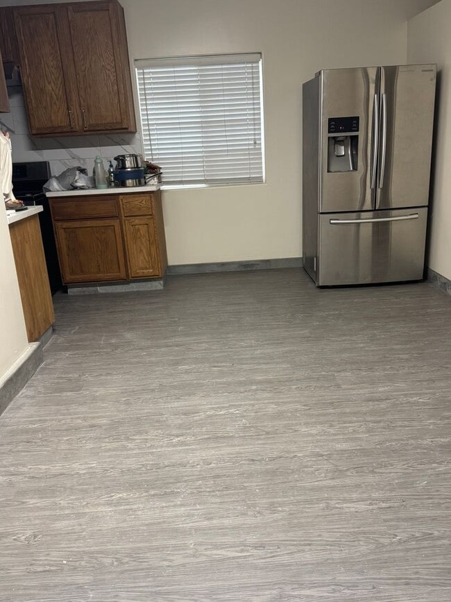 Building Photo - 2 Bedroom ADU in Ontario