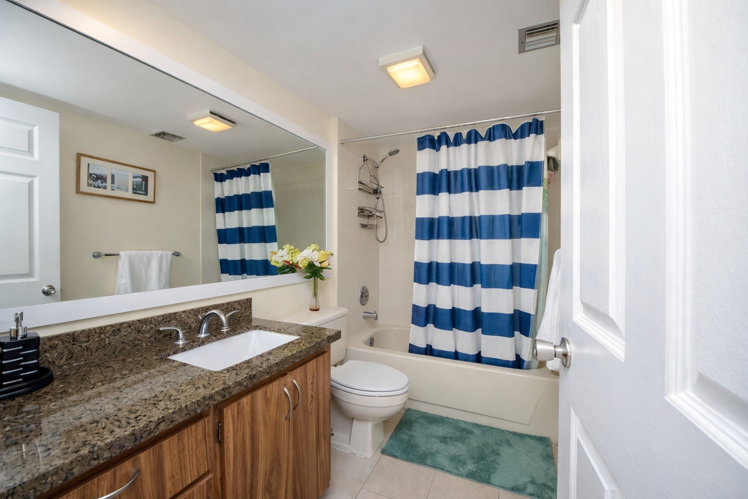 Building Photo - 3515 Village Blvd