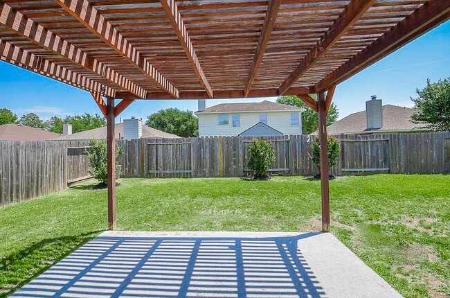 Building Photo - 14618 Rochelle Ct