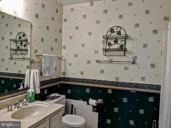 Building Photo - 8465 Sevan Ct