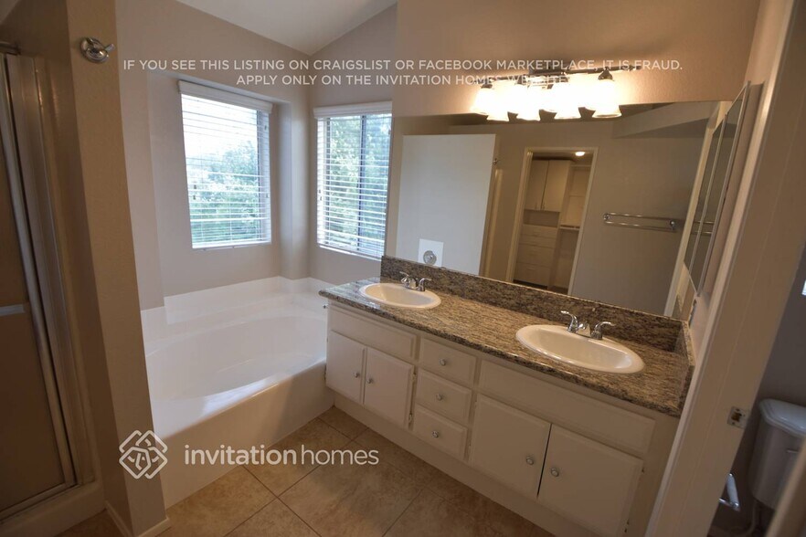 Building Photo - 39912 Osprey Rd