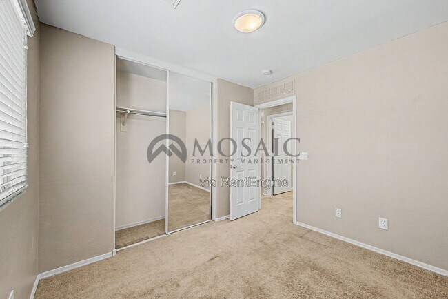 Building Photo - 8047 W Georgetown Way