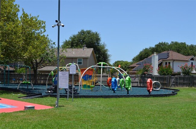 Building Photo - 2439 Colton Hollow Dr
