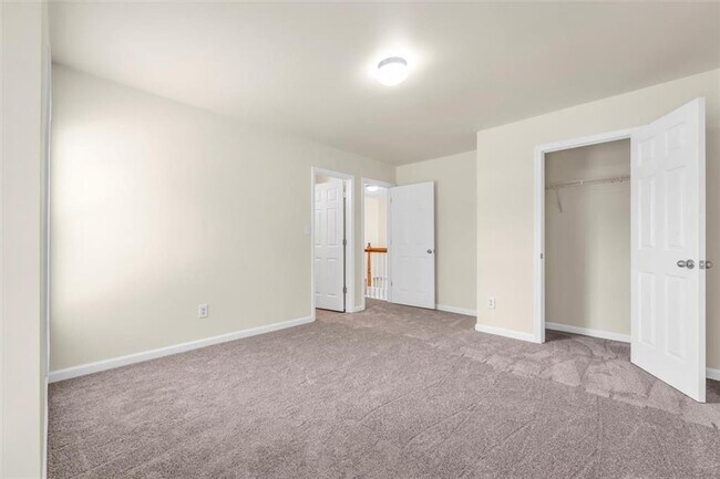 Building Photo - 4242 Winslow Hill Ct