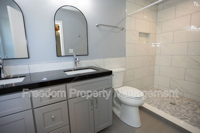 Building Photo - 17286 Wexford Loop