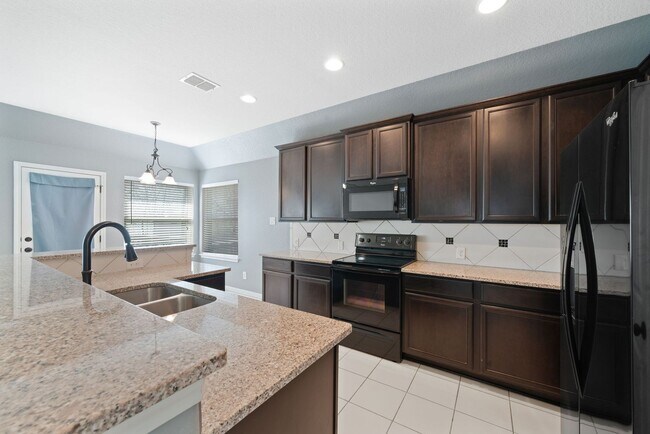 Building Photo - 369 Derby Dr