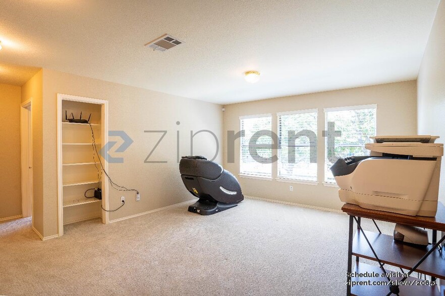 Building Photo - 3505 Malone Dr