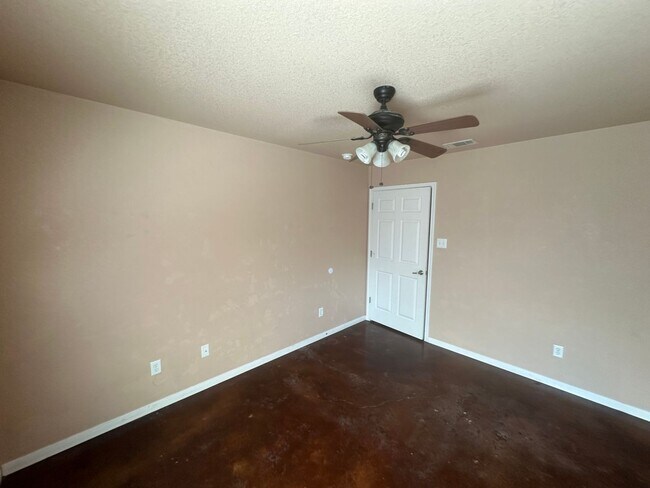 Building Photo - 3bd/2ba in Harker Heights!
