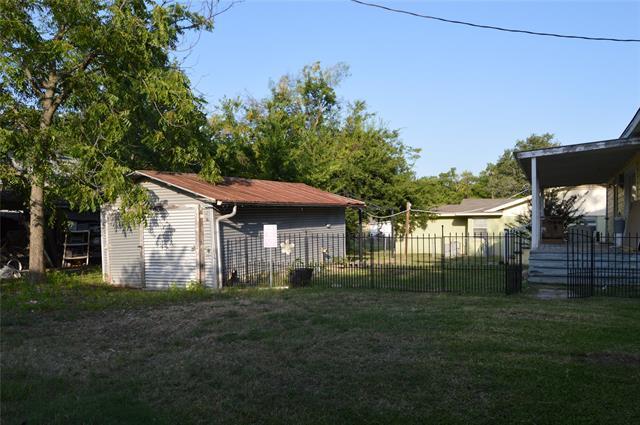 Building Photo - 1403 Bonham St