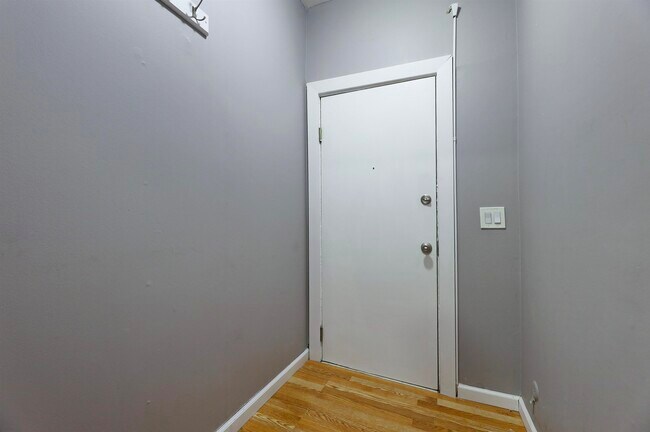Building Photo - 301 79th St