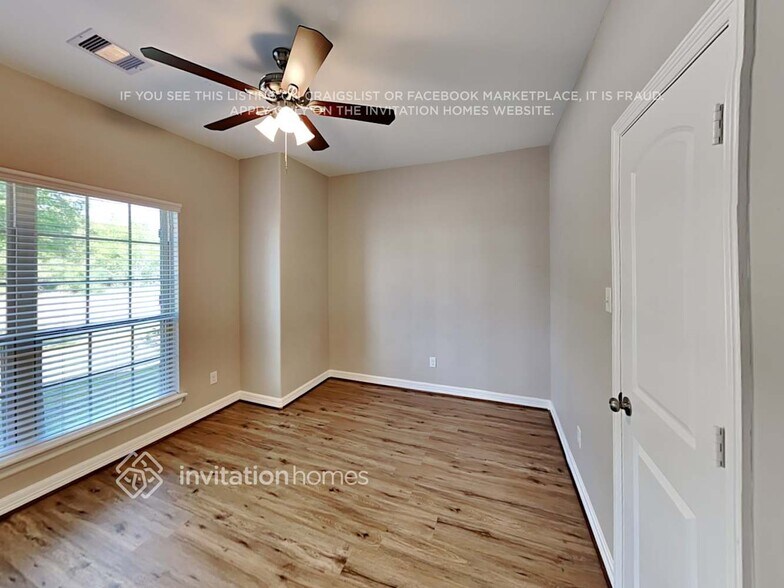 Building Photo - 23737 Briar Tree Dr