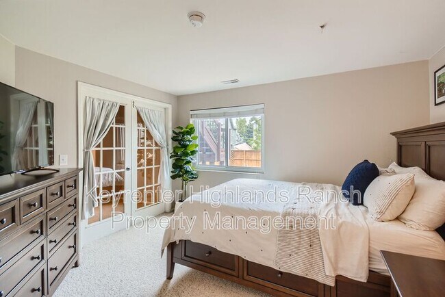 Building Photo - 9948 Deer Creek Ln