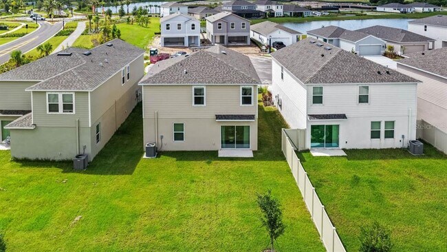 Building Photo - 13524 Camelot Ct