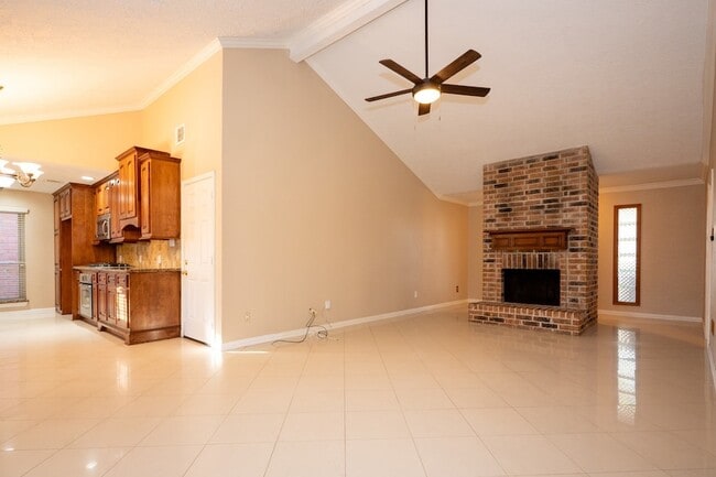 Building Photo - 22811 Elkana Deane Ln