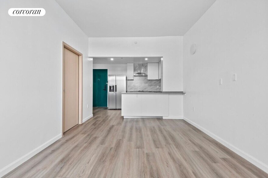 Building Photo - 4622 Fort Hamilton Pkwy