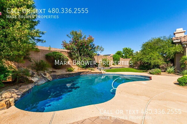 Building Photo - 4326 E Melinda Ln