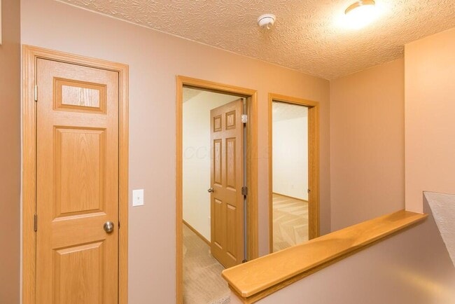 Building Photo - 5975 Pennington Creek Dr