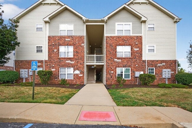 Primary Photo - 1313 Piedmont Cir