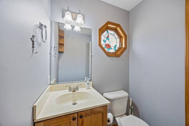 Building Photo - 200 Waterford Dr