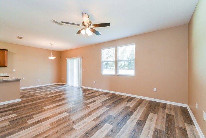 Building Photo - 3882 Bronco Rd