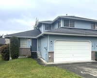 Building Photo - South Marysville Duplex - Rent Ready!