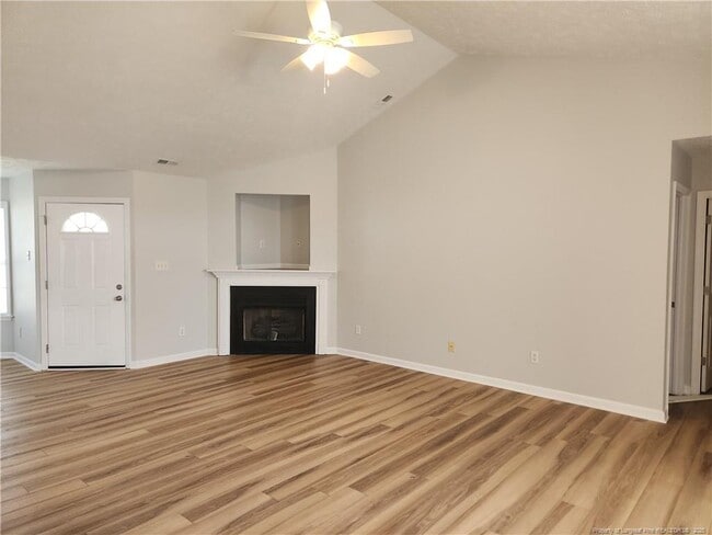 Building Photo - 2527 Cameron Woods Ln
