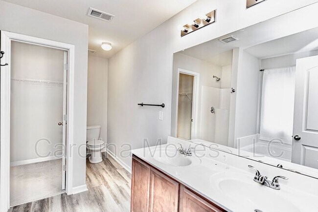 Building Photo - 46 Jones Creek Cir