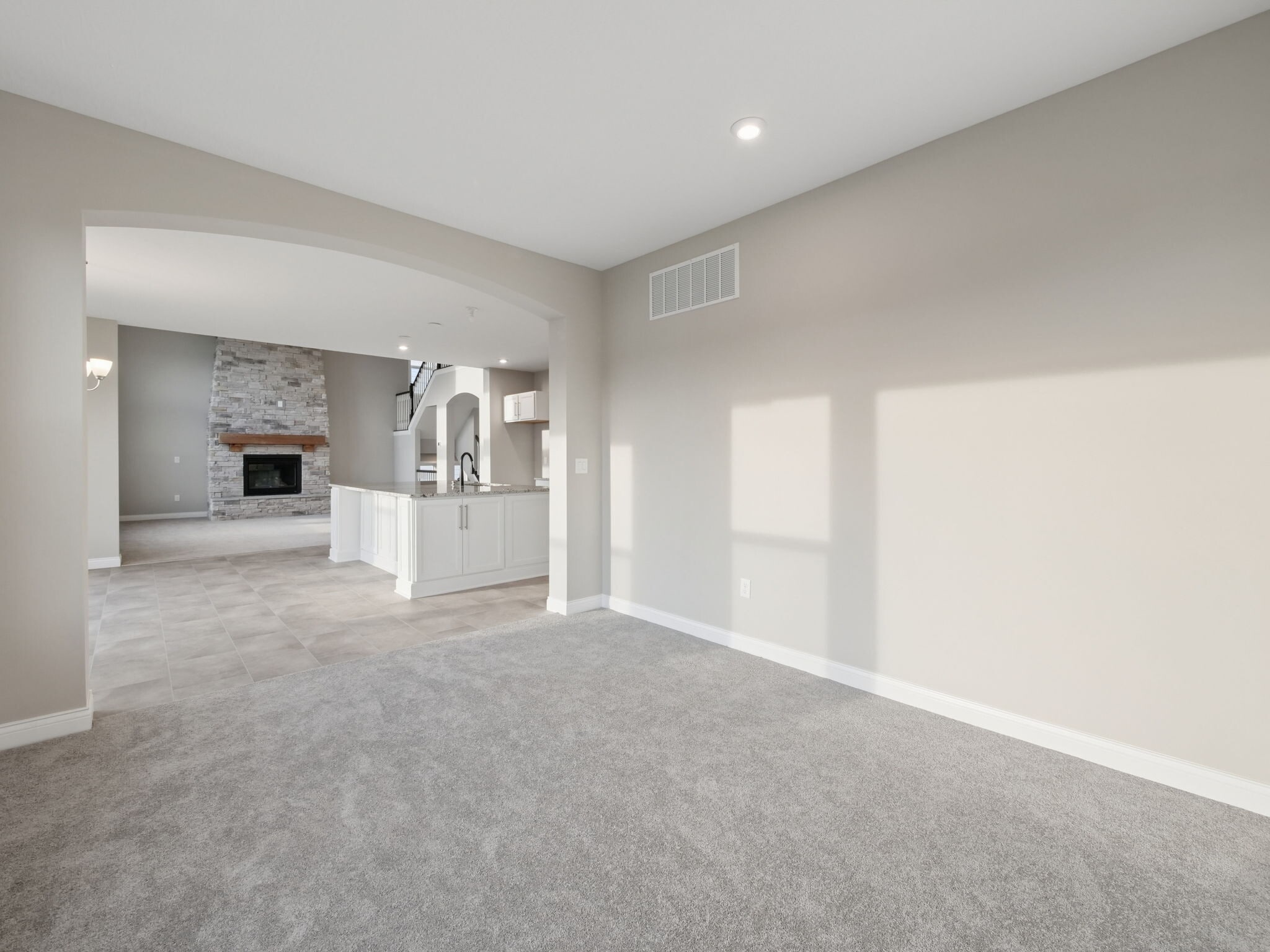 Building Photo - 5195 Brookfield Ln