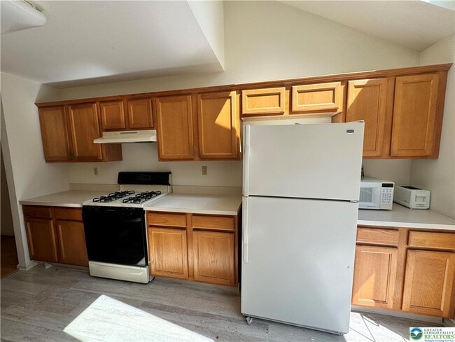 Building Photo - 4142 Huckleberry Dr