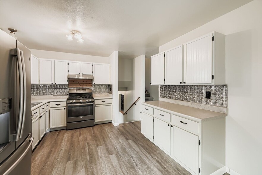 Building Photo - 366 Berwick Ave