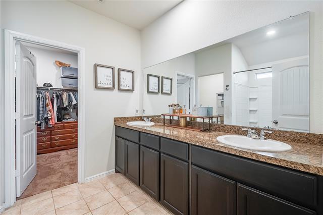 Building Photo - 801 Rutherford Dr