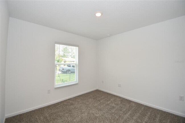Building Photo - 6 Prosperity Ln