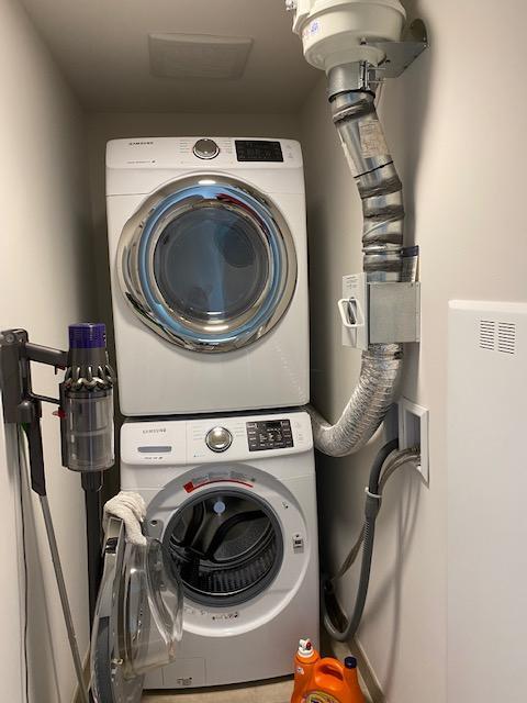 Building Photo - 1001 Queen St