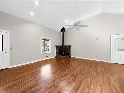 Building Photo - 5660 Mercedes Dr