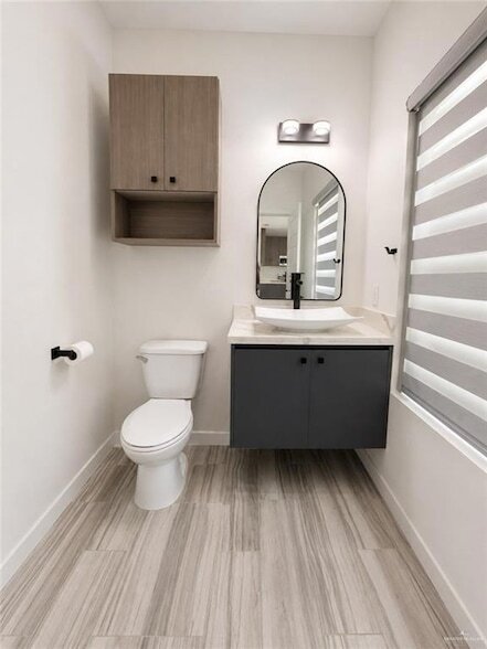 Building Photo - 2802 Stablewood