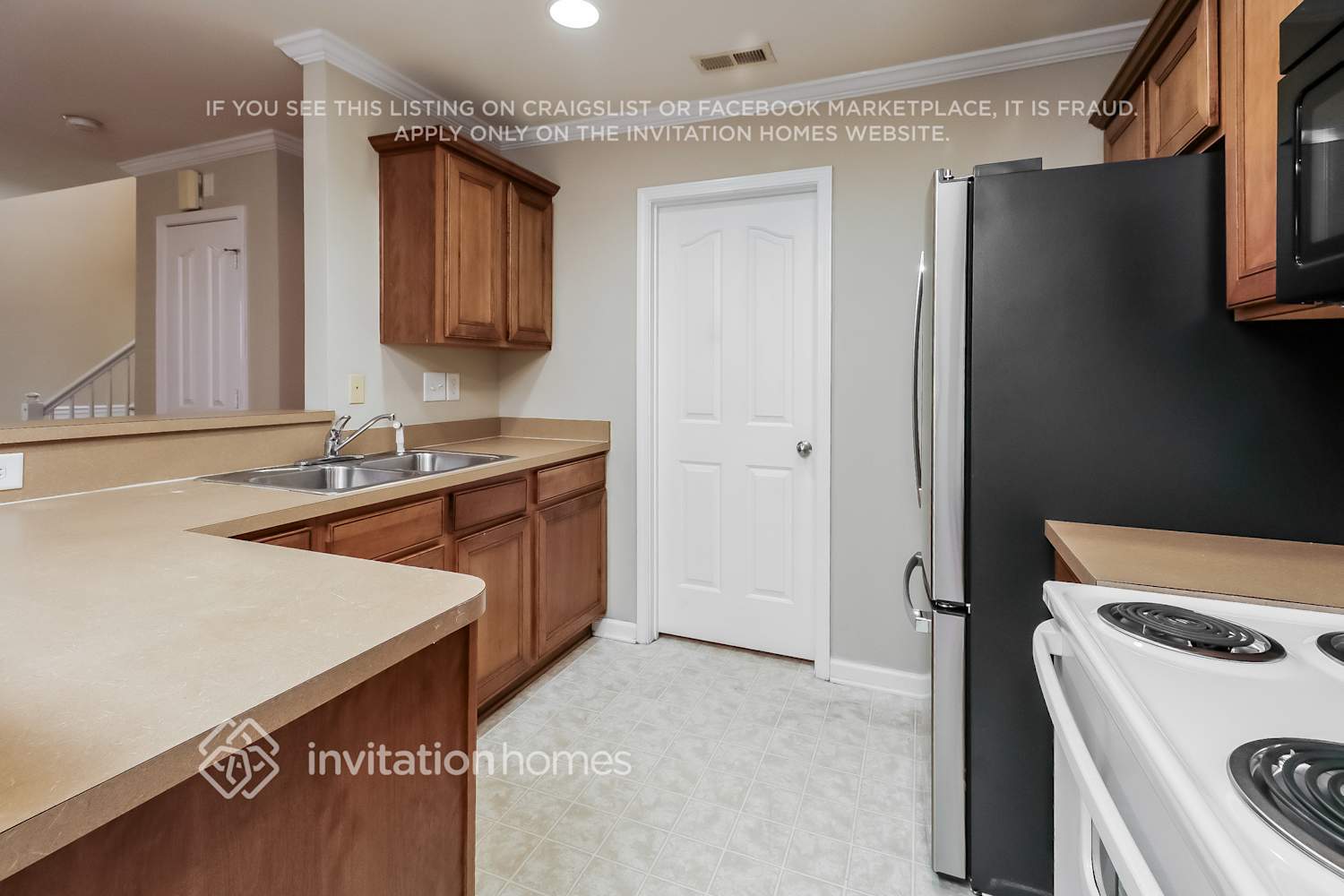 Building Photo - 5420 Wyalong Dr