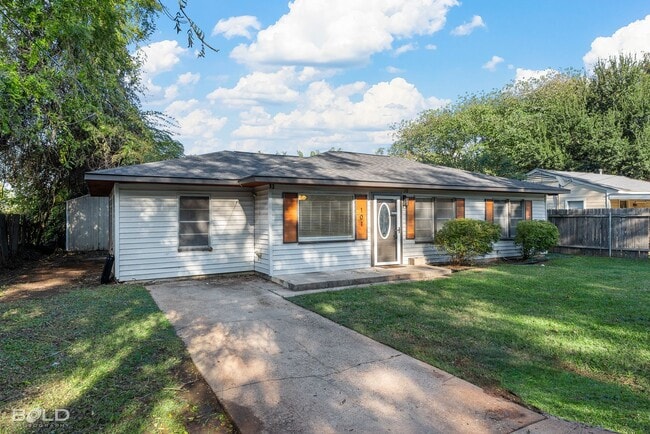 Building Photo - Check Out this Charming 3 bed 1 bath in Bossier