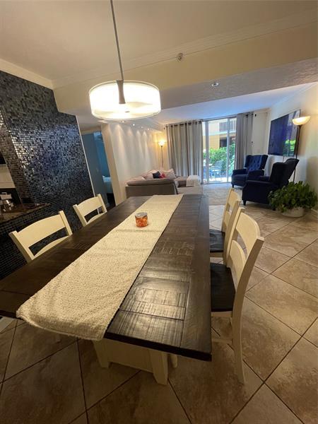 Building Photo - 1341 SE 3rd Ave