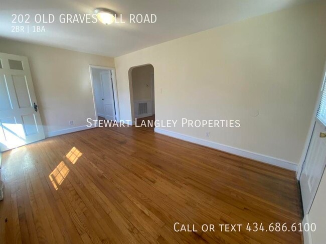 Building Photo - 202 Old Graves Mill Rd