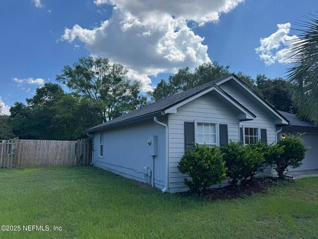 Building Photo - 84042 St James Ct