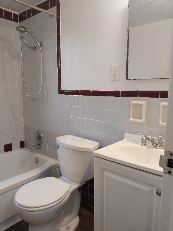 Building Photo - 4801 Madison Rd