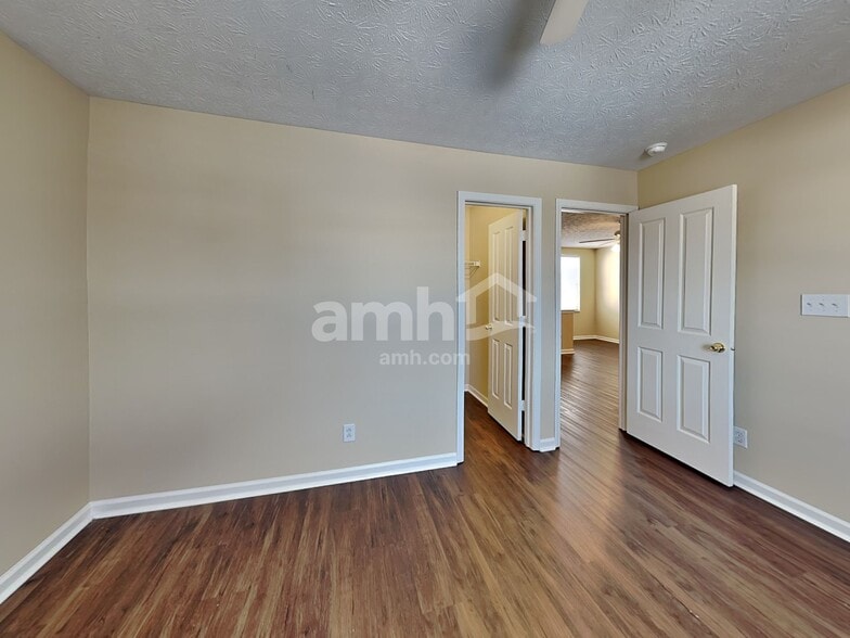 Building Photo - 11408 Loudon Ln