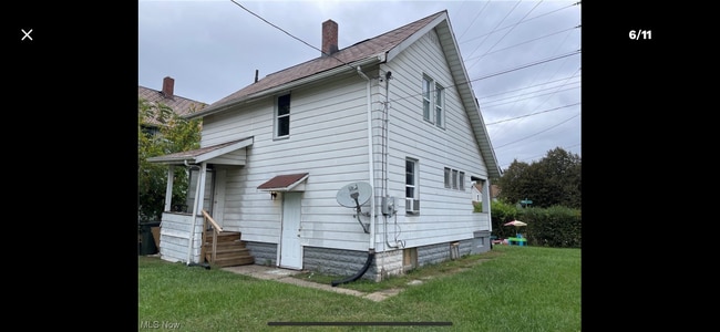 Building Photo - 1415 West Ave NW