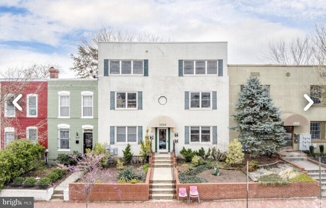 Building Photo - 1519 Constitution Ave NE