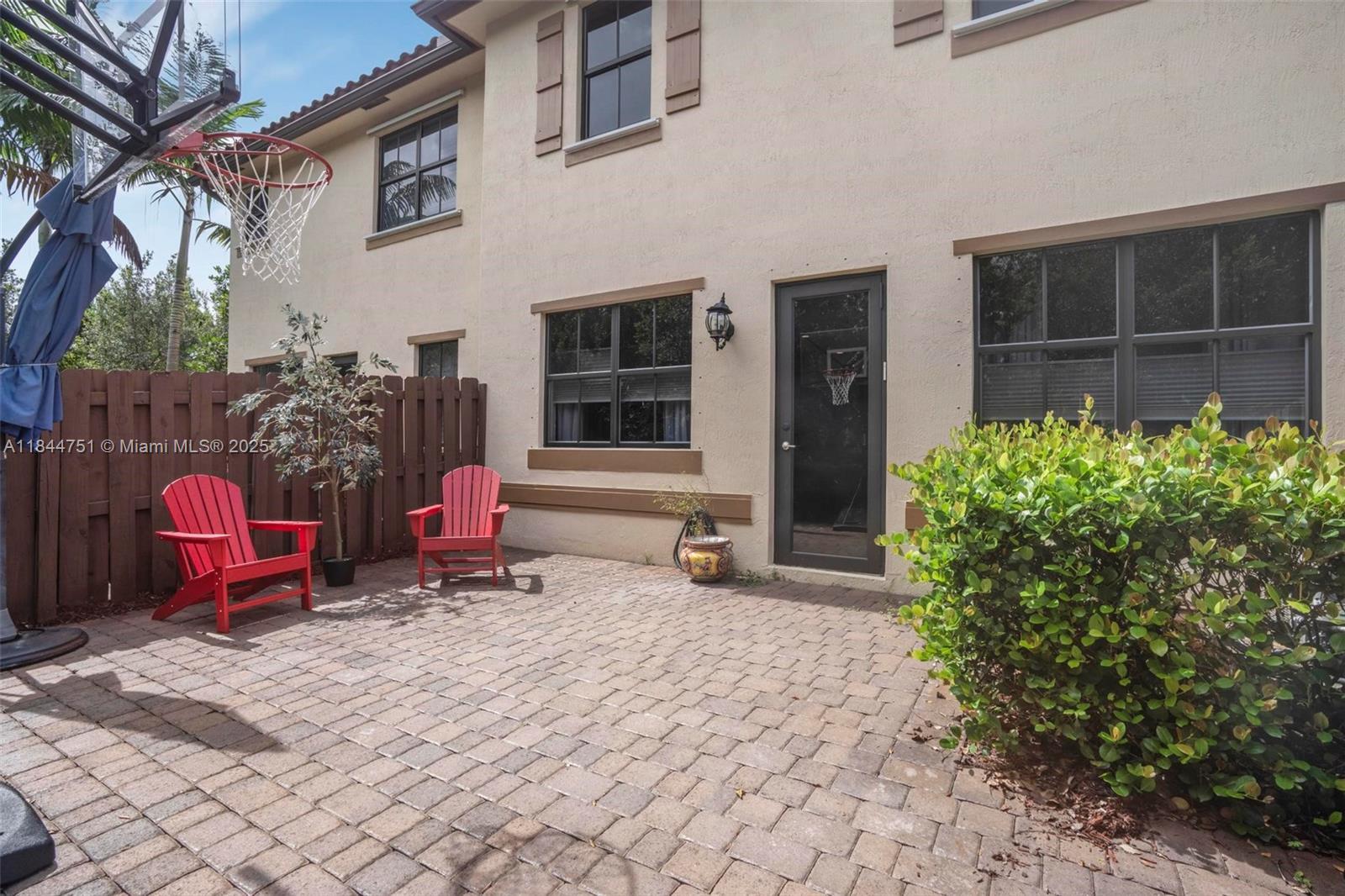 Building Photo - 12125 Vaquero Trails Dr