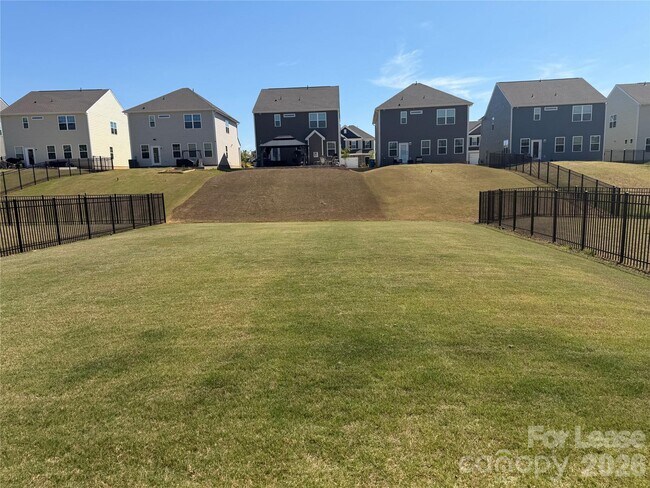 Building Photo - 365 Runner Stone Ln