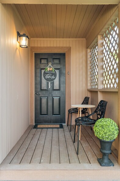 Building Photo - 124 S 9th St