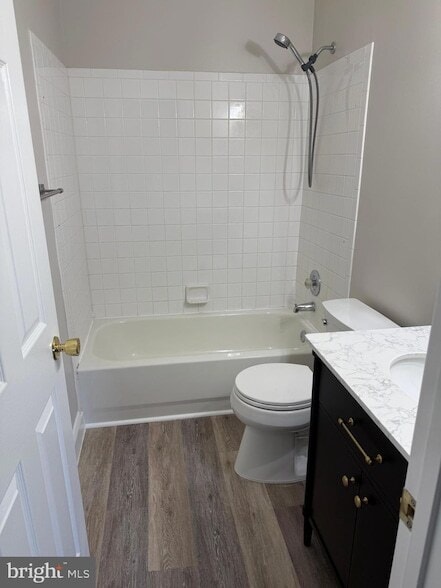 Building Photo - 111 Ridge Ct