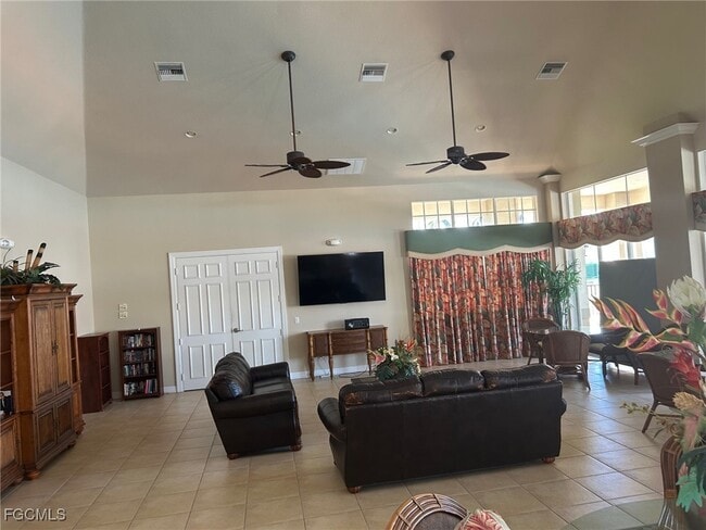 Building Photo - 4364 Avian Avenue