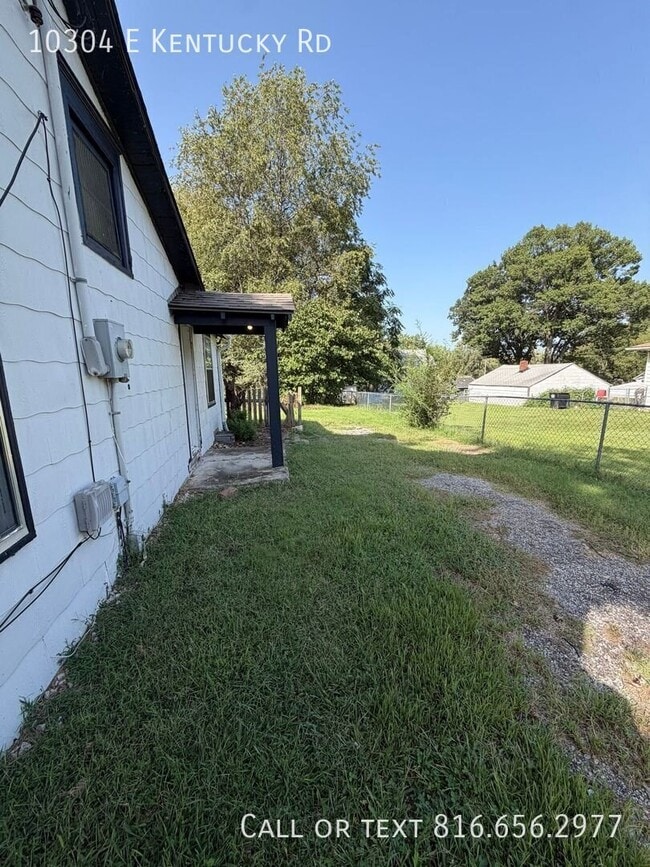 Building Photo - 10304 E Kentucky Rd